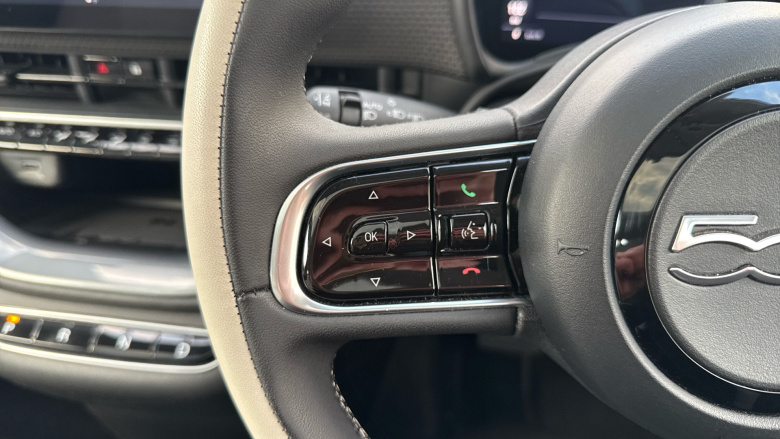 Fiat 500 87kW La Prima 42kWh 3dr Auto Electric Hatchback